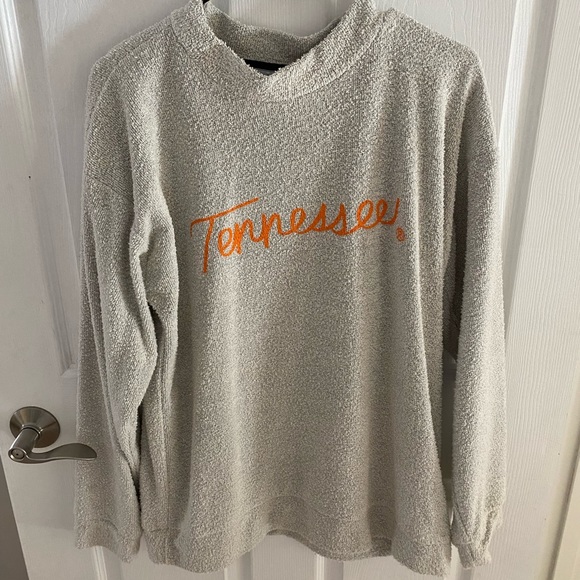 Tennessee Whoolly Threads - Picture 1 of 2